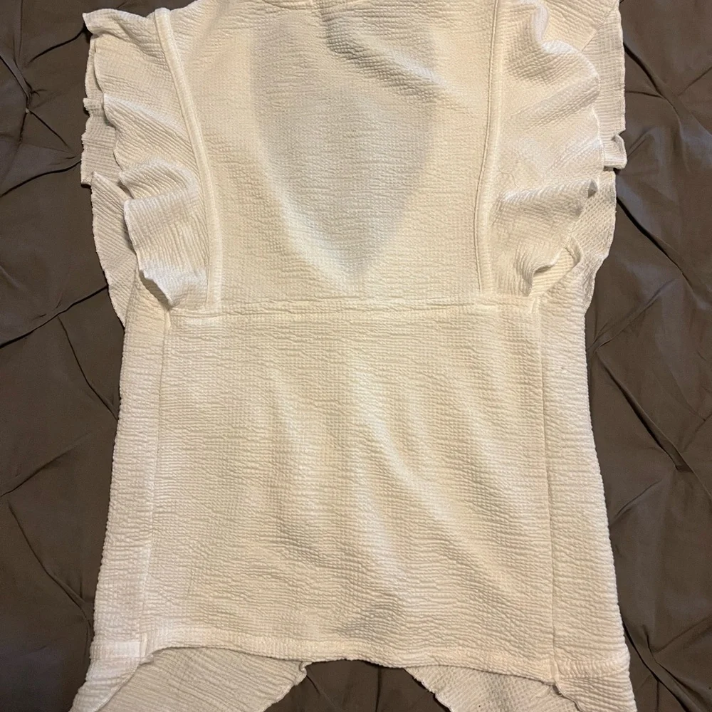 Ivory Ruffle Blouse - Picture 2 of 2